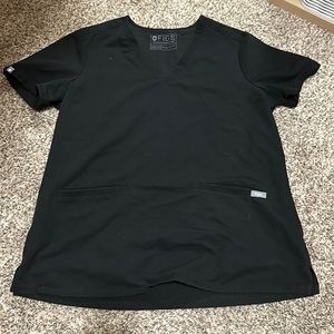 Figs three pocket scrub top